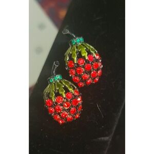 Sparkling Strawberry Crystal Earrings Fun Fruit Dangle Clip On Silver Tone
